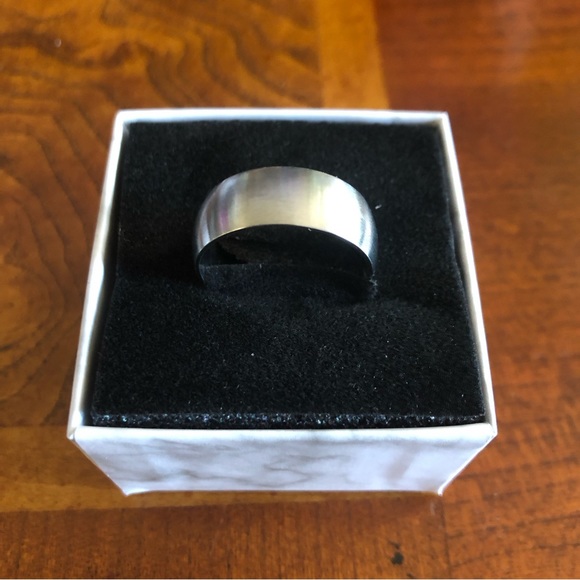 Men’s matte frosted titanium steel wide silver band ring NWT 10 - Picture 4 of 10
